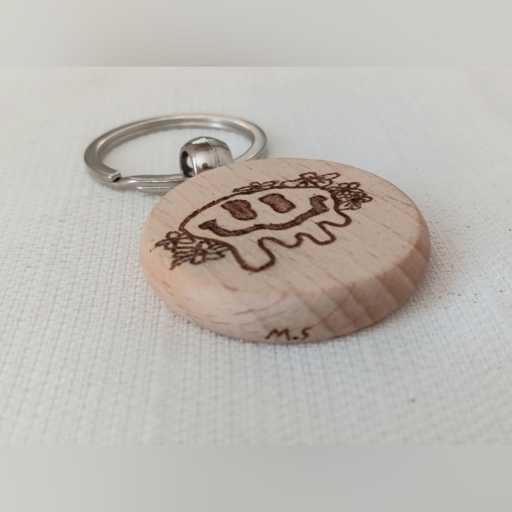 Wooden Keychain with Smiley Face Design - Picture 2 of 3